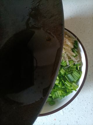 手抓饼韭菜盒子（皮薄馅大）的做法步骤：6