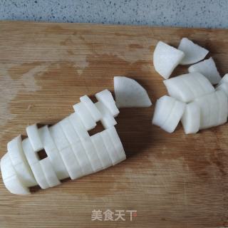 红烧白萝卜的做法步骤：1