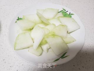 冬瓜海带汤的做法步骤：2