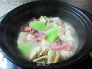 腊鸡腿莴笋千张结煲的做法步骤：10