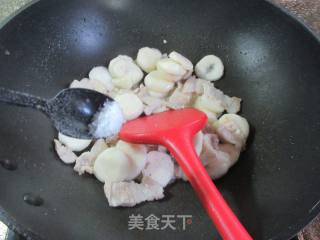 五花肉炒荸荠的做法步骤：7