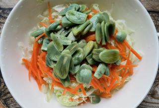 腊八蒜胡萝卜拌白菜的做法步骤：6