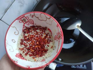 菠菜蛋皮拌粉丝的做法步骤：4