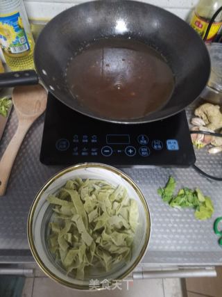 锅巴菜的做法步骤：16
