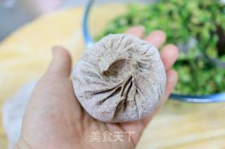 黑全麦猪肉青菜包子的做法步骤：11