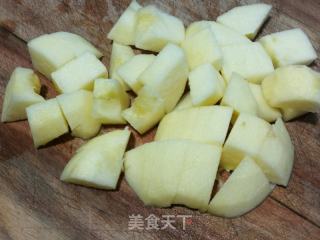 核桃红枣苹果汤的做法步骤：2