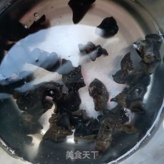 “清肠食谱”凉拌紫甘蓝的做法步骤：3
