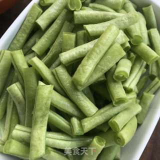 煸炒豆角的做法步骤：4