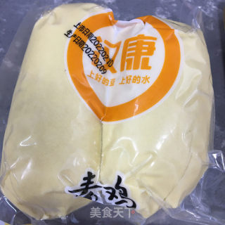 青椒炒素鸡的做法步骤：1