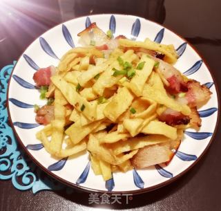 腊肉油豆皮????????的做法步骤：3