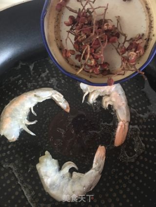 花椒虾拌面的做法步骤：5