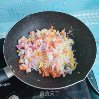 猪头肉虾仁炒饭的做法步骤：5