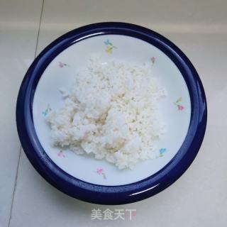 猪头肉虾仁炒饭的做法步骤：2