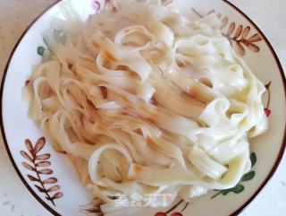 快手面必备‖香辣油泼面的做法步骤：2