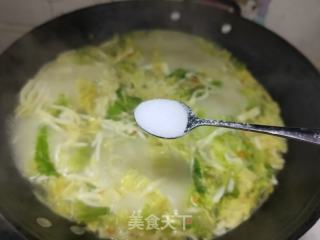 蟹黄白菜手擀面的做法步骤：10