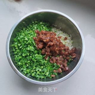 白菜蒜苗水饺的做法步骤：6