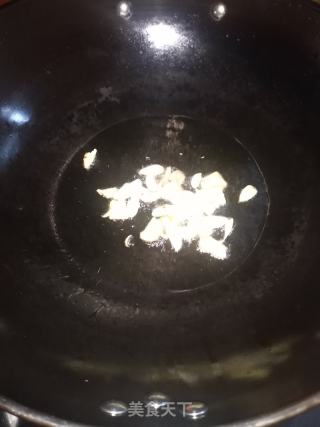 平菇火腿肠的做法步骤：4
