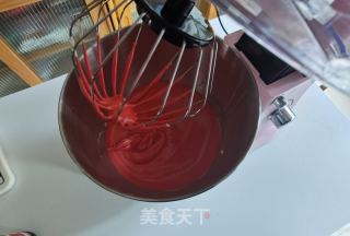 情人节爱心炼乳纸杯蛋糕的做法步骤：2