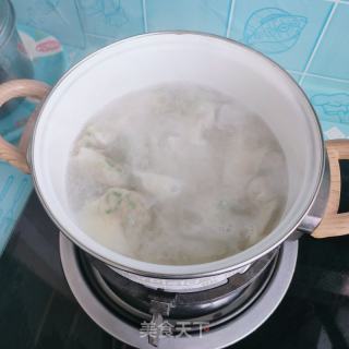 蒜苗猪肉馄饨的做法步骤：11