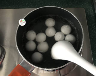 酸辣鲜肉汤圆  #元宵节#的做法步骤：4