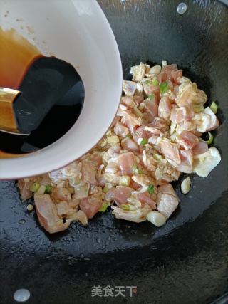 香菇鸡腿饭的做法步骤：12