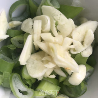 炒土豆丝的做法步骤：2