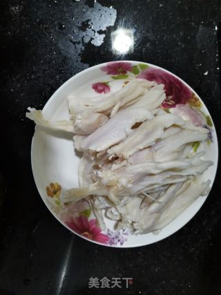酸辣无骨鸭掌的做法步骤：3