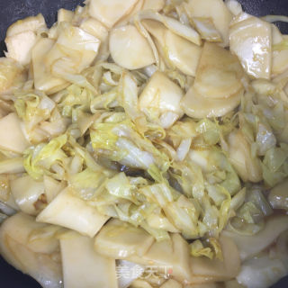 鸡蛋包心菜炒年糕的做法步骤：6