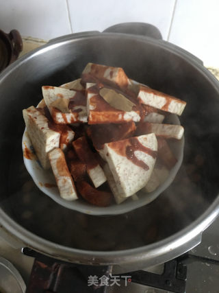 芋头扣肉的做法步骤：14