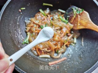 肉丝拉皮的做法步骤：9