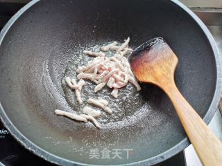 肉丝拉皮的做法步骤：5