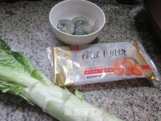 干贝烧虾仁炒莴笋的做法步骤：1