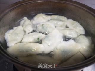 菠菜鸡蛋馅饺子????的做法步骤：7