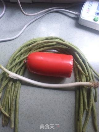 江豆火腿肠的做法步骤：1