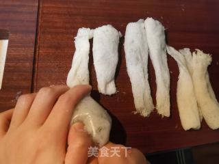 竹荪虾滑煲的做法步骤：16