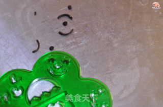 冰墩墩馒头的做法步骤：11