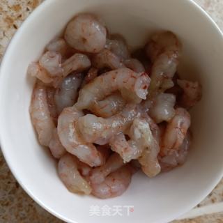 黄瓜炒虾仁的做法步骤：3