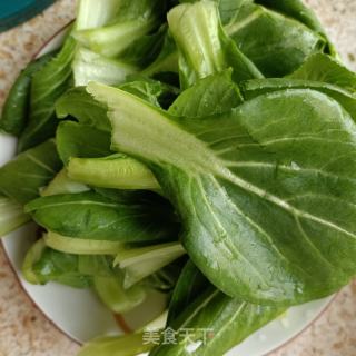 虾仁油菜的做法步骤：1