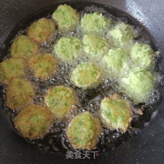 炸萝卜丸子的做法步骤：6