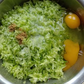 炸萝卜丸子的做法步骤：1