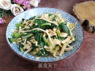 千张炒青菜的做法步骤：7