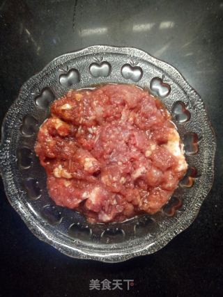 香菇牛肉鸡蛋汤的做法步骤：2