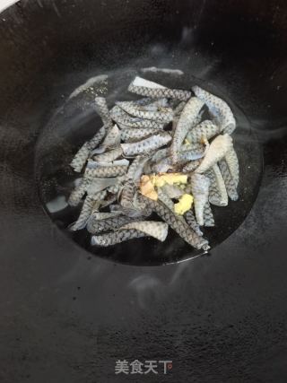 凉拌鱼皮的做法步骤：5