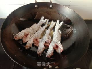 黄骨鱼炖粉条的做法步骤：3