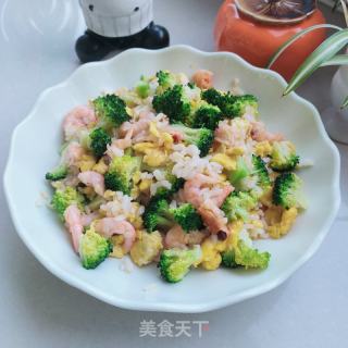 西蓝花炒饭的做法步骤：8