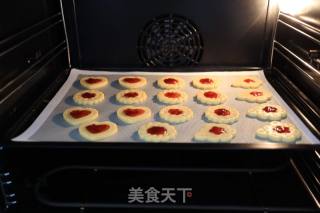 草莓酱饼干的做法步骤：13