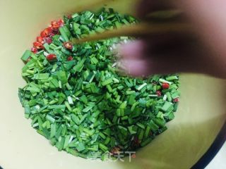 小米椒腌韭菜的做法步骤：6