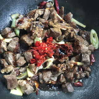 牛肉炖土豆的做法步骤：6