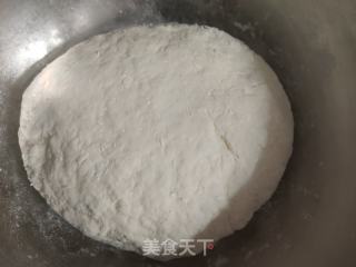 芝麻酱红糖烙饼的做法步骤：1