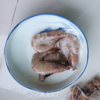 白菜大虾汤的做法步骤：2
